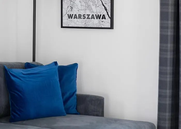 Bora-komorowskiego By Solarento *