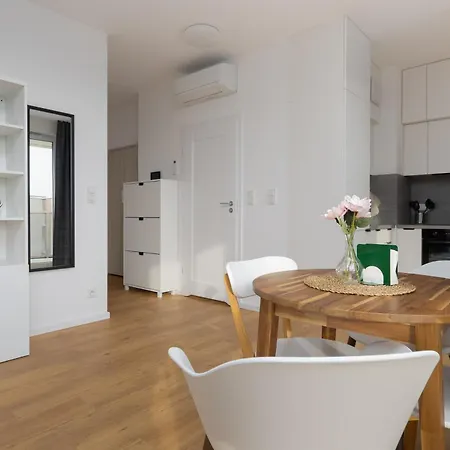 Apartament Bora-komorowskiego By Solarento Warszawa